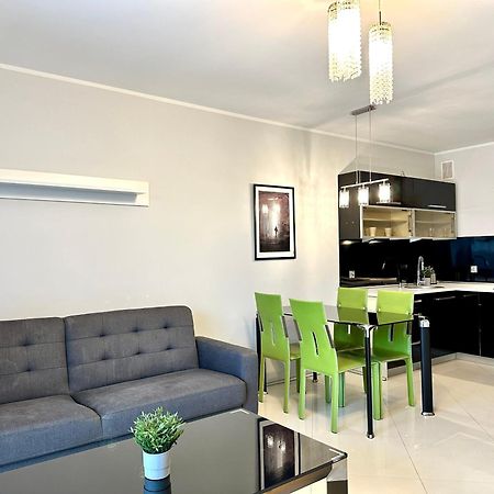 Apartament Z Tarasem Gdynia Dabrowa Exterior foto
